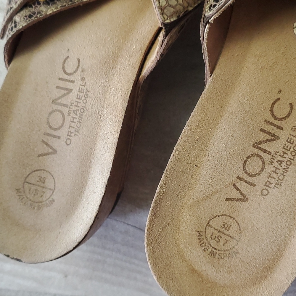 Vionic With Orthaheel Technology - image 5